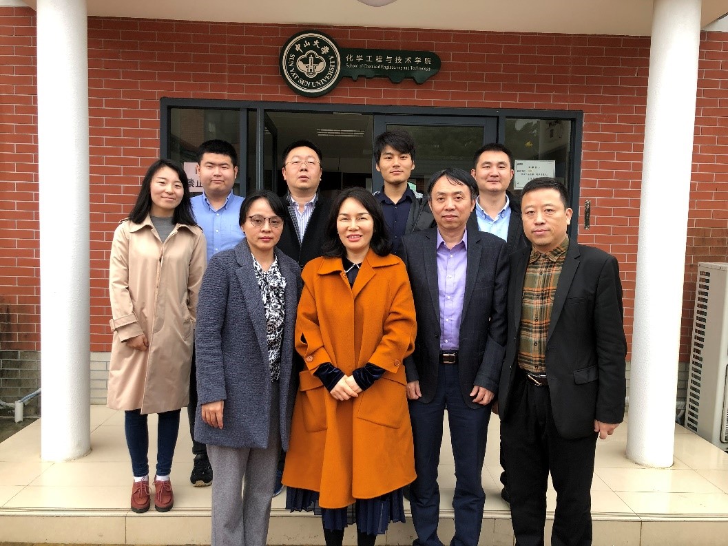 学院与珠海市高新区创新创业中心进行交流