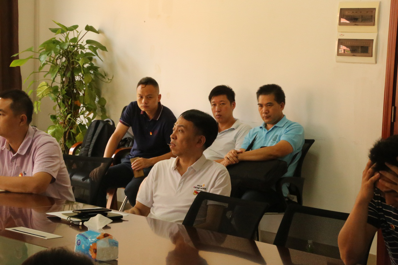 开展“我和我的祖国”主题党日活动