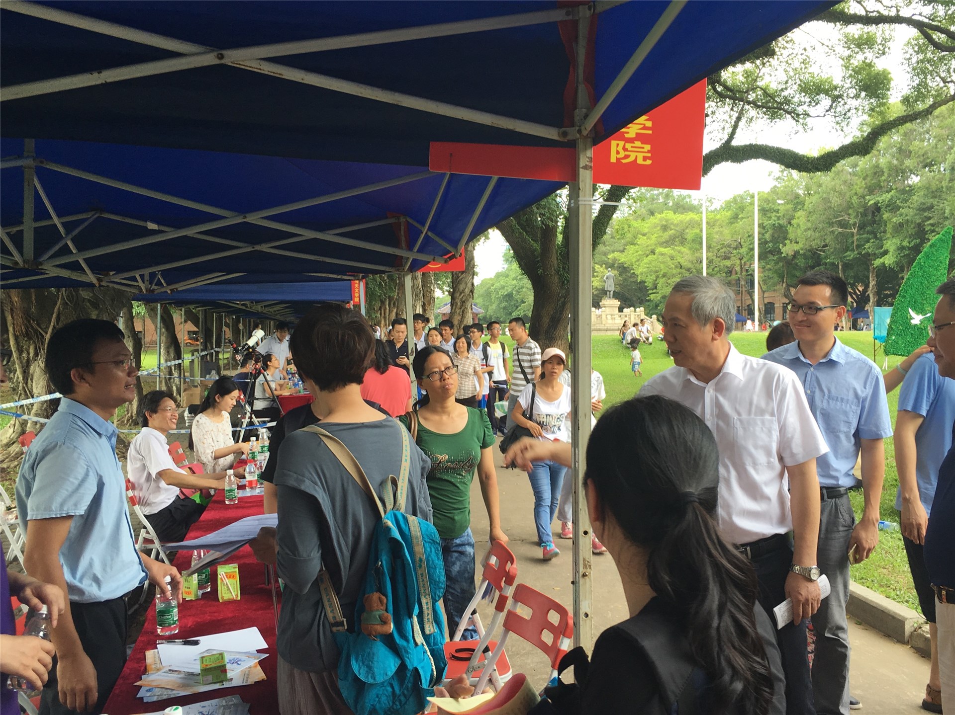 我院成功进行2016年校园开放日宣传活动