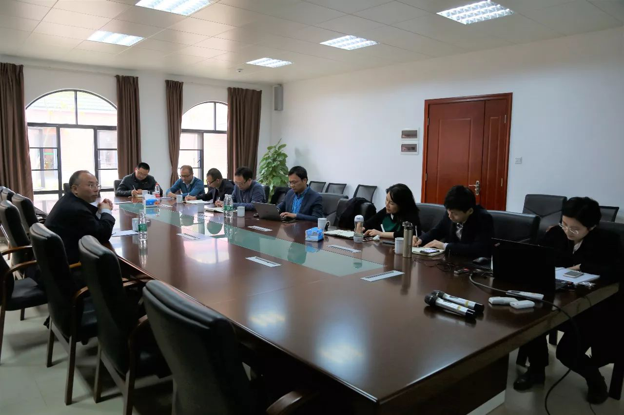 王雪华副校长参加我院党政联席会议