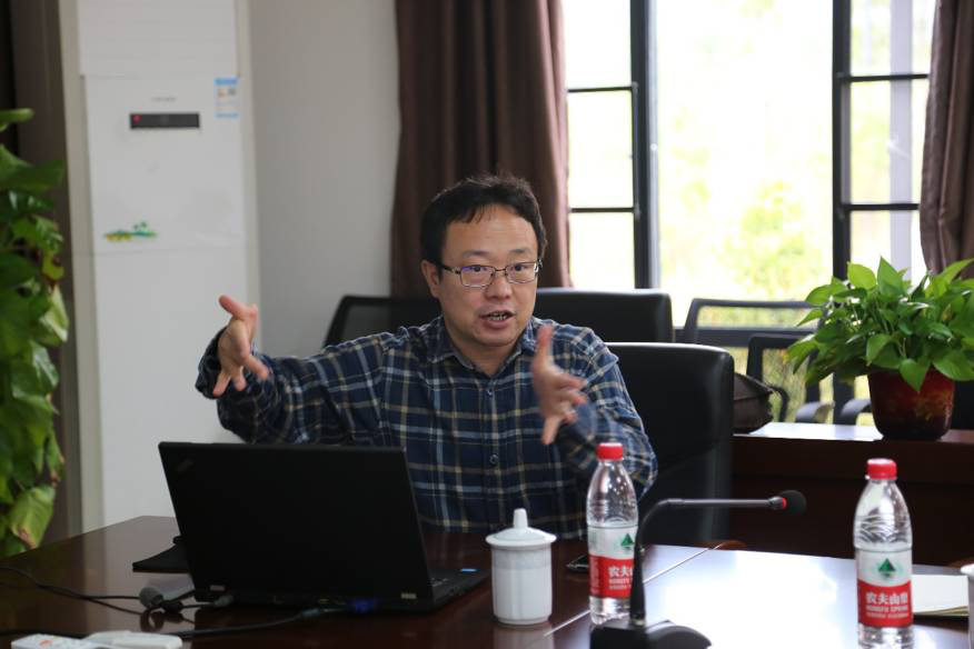 学习贯彻十九大精神、凝练学科方向、加快学院发展步伐 太阳网集团tcy8722召开全体教师会议贯彻学校新建院系建设工作座谈会会议精神